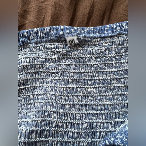 Blue and White Floral Off the shoulder Dress - Picture 5 of 5